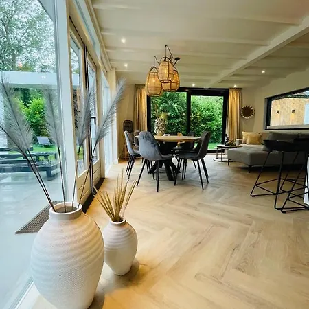 New Luxury Dunevilla At With Hot Tub Villa