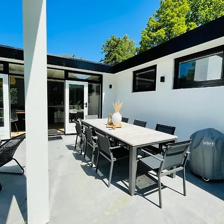 New Luxury Dunevilla At With Hot Tub Ouddorp